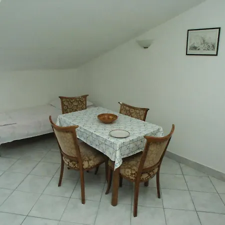 Apartman Apartments By The Sea Mavarstica, Ciovo - 2097 Trogir