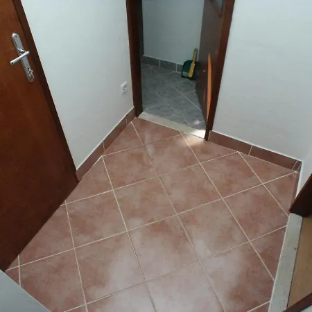 Apartman Apartments By The Sea Mavarstica, Ciovo - 2097